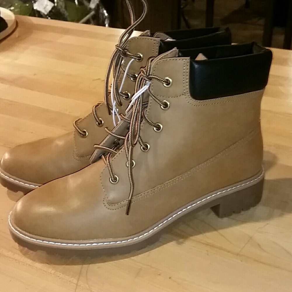 Mossimo Beccalynn Lace-Up Tan Hiking Work Boots - Picture 4 of 6